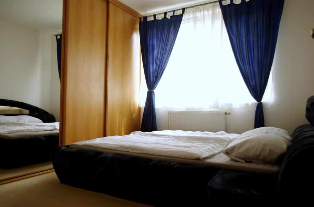 Apartment Golden プラハ エクステリア 写真